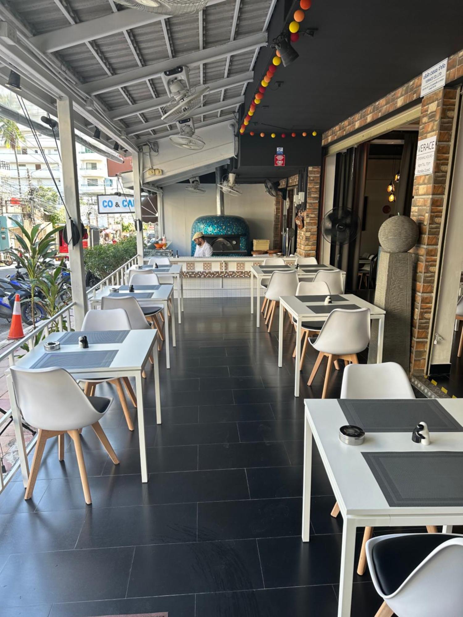 Lotus Art Guesthouse Pattaya Exterior foto